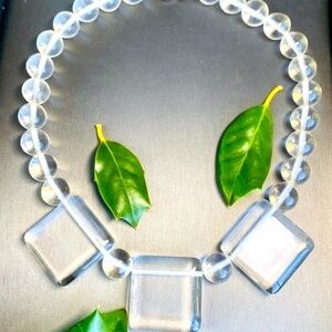 Awesome Chunky Clear Lucite Necklace- Like New